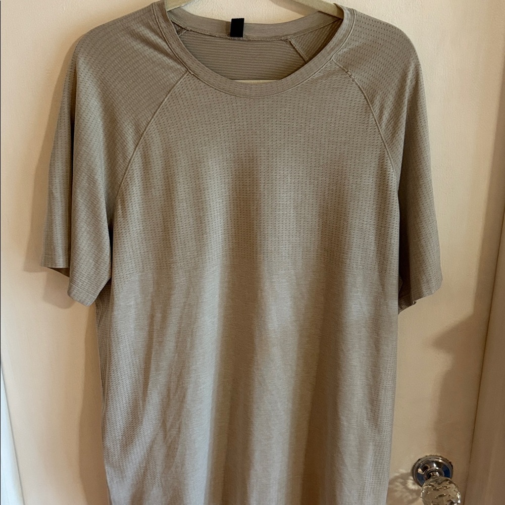 Lululemon Men's Metal tech shirt xxl